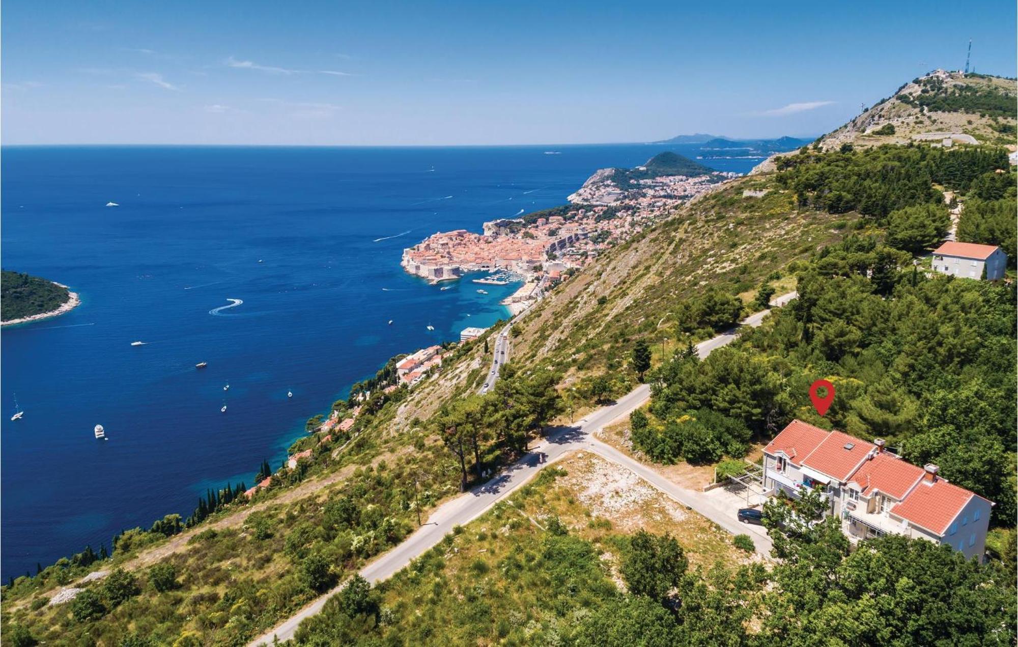 Apartment Pet Friendly In Bosanka With Kitchen *